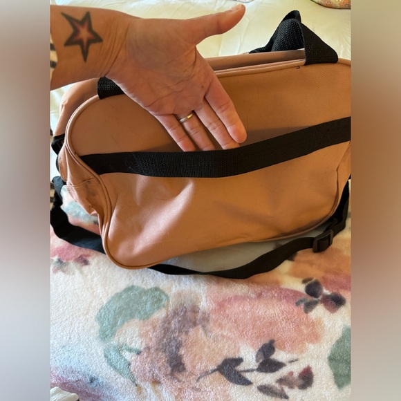 Travelers Club carry on Overnight Weekend duffle bag with toiletry bag - Picture 6 of 13